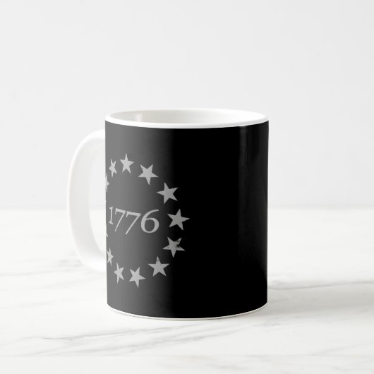 13 Star Betsy Ross Distressed American Flag 1776 Kaffeetasse (Vorderseite Links)