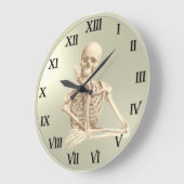 13 Stunden Uhr Freundliches Skelett (Winkel)