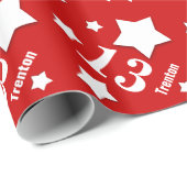 13. Teen Birthday STARS Individuelle Name V02 RED Geschenkpapier (Rolleneckpunkt)