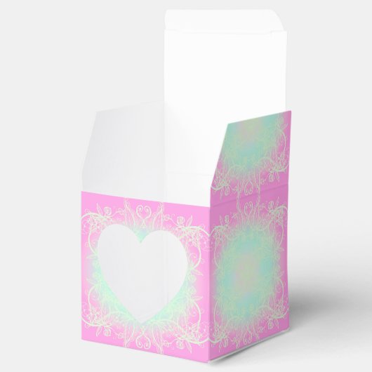 141 GESCHENKSCHACHTEL (Geöffnet)