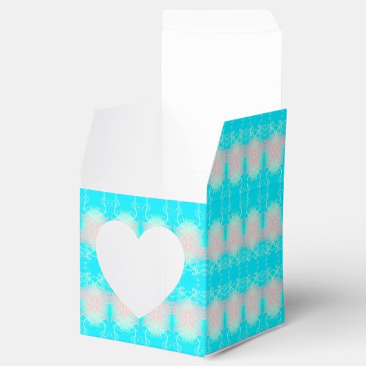 148 GESCHENKSCHACHTEL (Geöffnet)