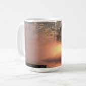14oz mug with "Misty Island" image Kaffeetasse (Vorderseite Links)