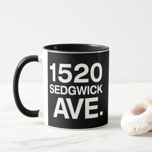 1520 SEDGWICK AVE. TASSE (Mit Donut)