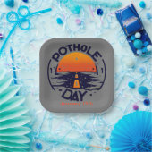 15.01. - Pothole Day Pappteller (Party)