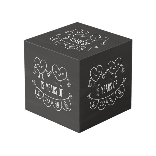 15. Geburtstag Geschenk Chalk Herzen Würfel (Vorderseite Schrägansicht)
