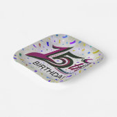 15. Geburtstagstext mit Party Confetti Pappteller (Gewinkelt)