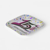 15-jähriger Text mit Party Confetti Pappteller (Gewinkelt)