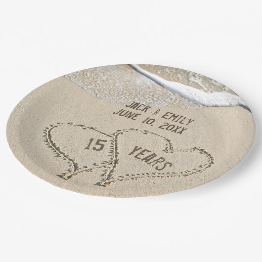 15. Jubiläum Beach Hearts Paper Plate Pappteller (Schrägansicht)