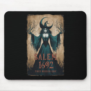 1692 fehlte ein Halloween-Feminist Hexentria Mousepad