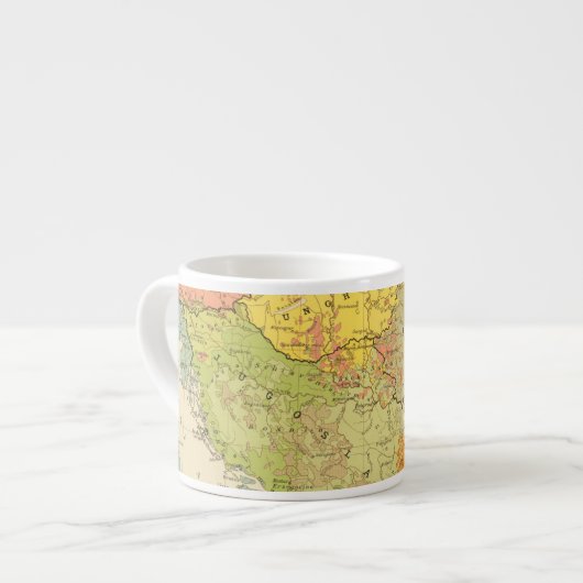 16 ein Europäer ethnographisch Espressotasse (Vorderseite Links)
