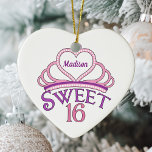 16 . Geburtstag Birthday Custom Pink Herbst Weihna Keramik Ornament<br><div class="desc">Personalisiertes hübsches 16 . Geburtstag Geburtstagsgeschenk Weihnachtsschmuck mit einem schönen rosa Tiara überragt mit einem niedlichen lila Herz und dem Namen Ihres Teenagers darin. Words Sweet 16 in schönem Skript für Ihre mädchenhafte Teenager geschrieben.</div>