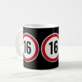16. Geburtstag Geschwindigkeitsbegrenzung Kaffeetasse (Vorderseite Links)