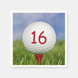 16. Geburtstag weißer Golfball auf rotem Tee Serviette