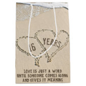 16. Jubiläum Beach Hearts Mittlere Geschenktasche Mittlere Geschenktüte (Vorderseite)