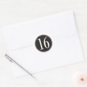 16 Schwarzer Kreis (vorne) Runder Aufkleber (Umschlag)