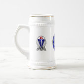 173. Im Flugzeug Brigade-Kampfmannschaft Bierglas (Links)