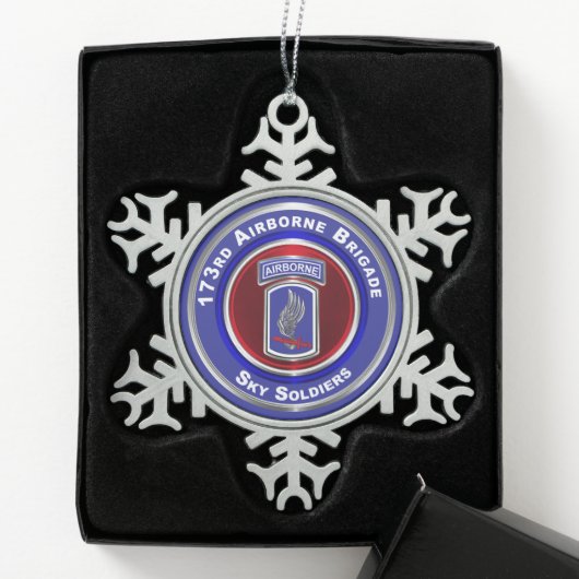 173. Im Flugzeug Brigade Schneeflocken Zinn-Ornament (Box)