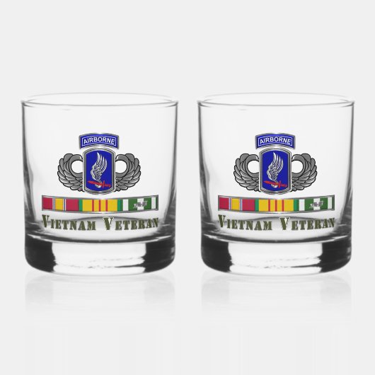 173. Im Flugzeug Brigade Vietnam Veteran Whiskyglas (Vorderseite)