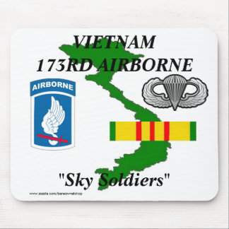 173. Im Flugzeug Vietnam Mousepad 1/w