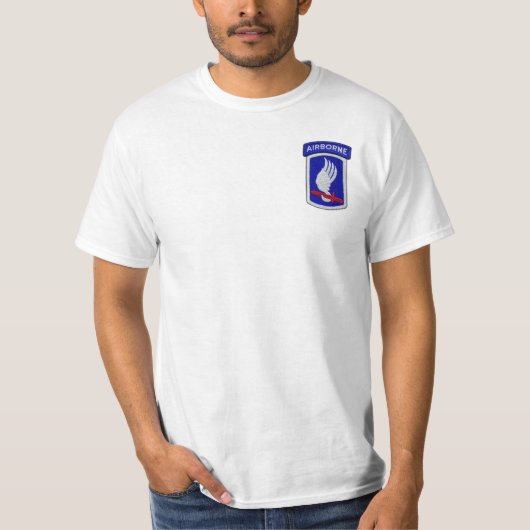 173rd ABN BDE im Flugzeug T-Shirt (Vorderseite)