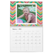 17 FotoCollage mit bunten Mustern Kalender (Feb 2026)