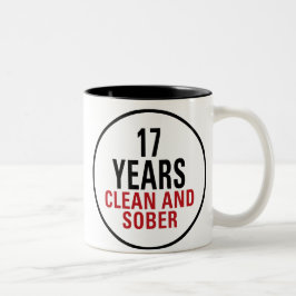 17 Jahre säubern und ernüchtern Zweifarbige Tasse