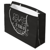 17. Jubiläum Geschenk Chalk Herzen Große Geschenktüte (Rückseite Schrägansicht)