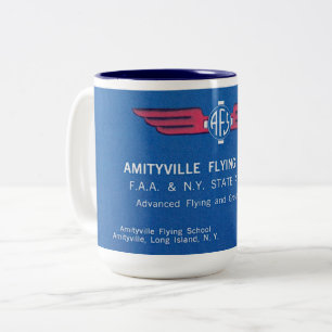 17 Oz Tasse mit Amityville Flying Service