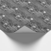 1880er Jahre Adorable Girl and Rooster Cart im Gar Geschenkpapier (Ecke)