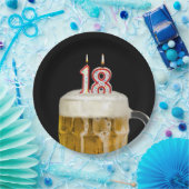 18. Geburtstagsbier auf schwarzem Papierplatten Pappteller (Party)