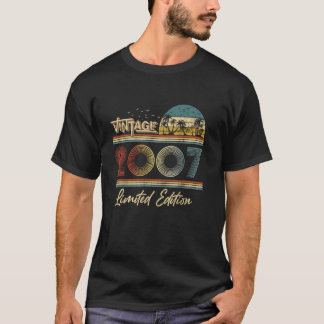 18 Jahre altes Geschenk Vintage 2007 Retro 18. Geb T-Shirt