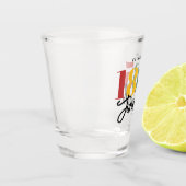 18. Juni Schwarze Geschichte Schnapsglas (Links)