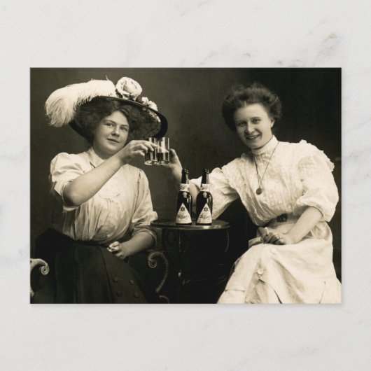 1905 Beer Drinking Girl Friends Postkarte (Vorderseite)