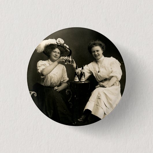 1905 Bier Drinking Girlfriends Button (Vorderseite)