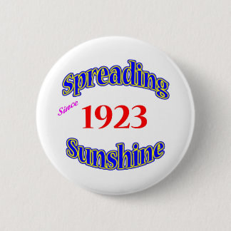 1923 ausgebreiteter Sonnenschein Button