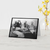 1928 Art Deco Flapper Mode Vogue-Fotoshooting Karte (Gelbe Blume)