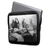 1928 Art Deco Flapper Mode Vogue Fotoshooting Laptopschutzhülle (Vorderseite Links)
