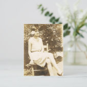 1929 MÄDCHEN MIT BLUME #58 POSTKARTE (Stehend Vorderseite)