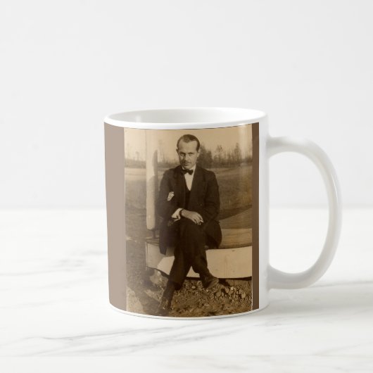 1930er Jahre Judgmental Jack oder '.. und noch etw Kaffeetasse (Rechts)