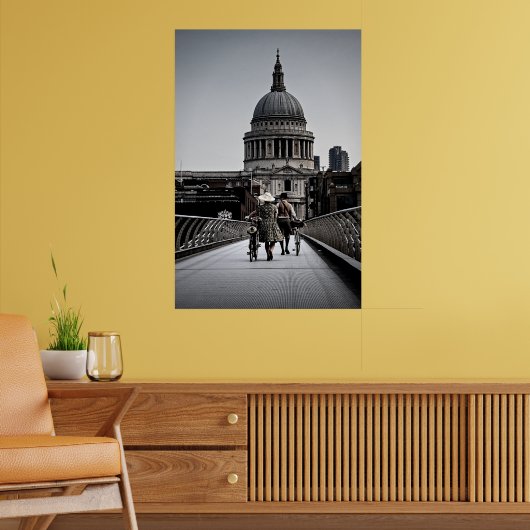 1940er Jahre On Millennium Bridge London (6331) Poster (Wohnzimmer 2)