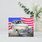 1948 Chevrolet Fleetmaster und amerikanische Flagg Postkarte (Stehend Vorderseite)