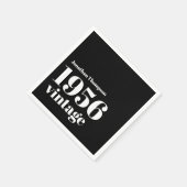 1956 Vintage Name Black 70th Birthday Party Serviette (Ecke)