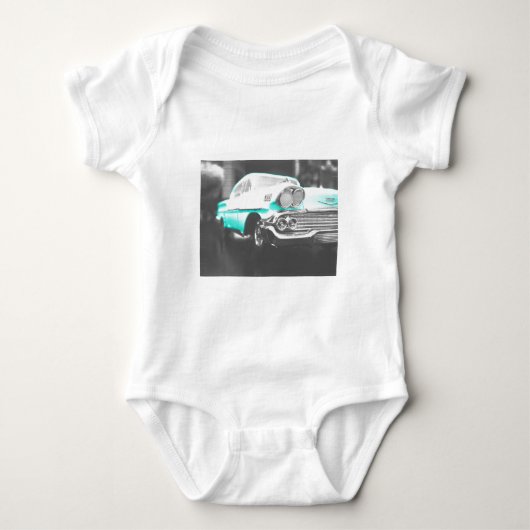 1958 Chevy Impala hellblauer Oldtimer Baby Strampler (Vorderseite)