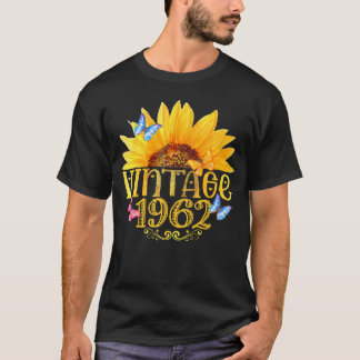 1962 Sonnenblume Blütenschmetterling Funny 62Nd Bi T-Shirt