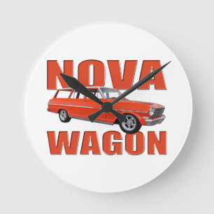 1963 roter Chevy II Nova Kombi Longroof Runde Wanduhr