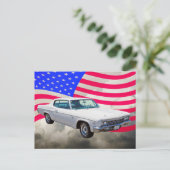 1966 Chevrolet Caprice mit amerikanischer Flagge Postkarte (Stehend Vorderseite)