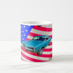 1966 Pontiac Le Mans und amerikanische Flagge Kaffeetasse