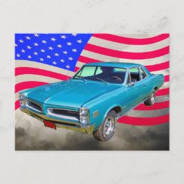 1966 Pontiac Le Mans und amerikanische Flagge Postkarte