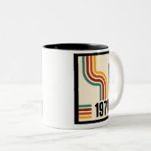 1971 Retro Stripe Rainbow 54. Geburtstag Zweifarbige Tasse (VorderseiteRechts)