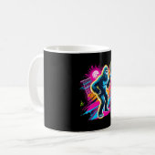 1980er Bigfoot Sasquatch Playing Pickleball Kaffeetasse (Vorderseite Links)